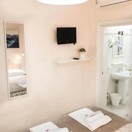 ベッド・アンド・ブレックファスト Re Monti 4*