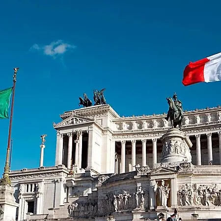 Re Monti 4* Rome
